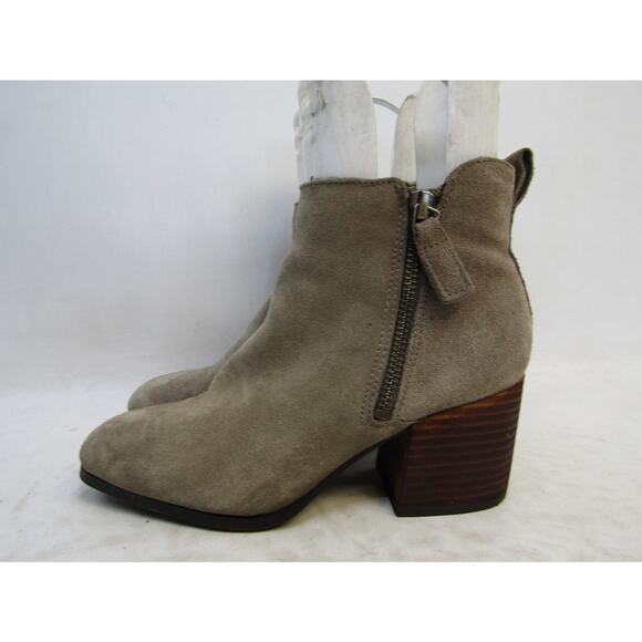 Blondo Womens Size 6.5 M Brown Suede Zip Ankle Fashion Boots Booties - Picture 1 of 11